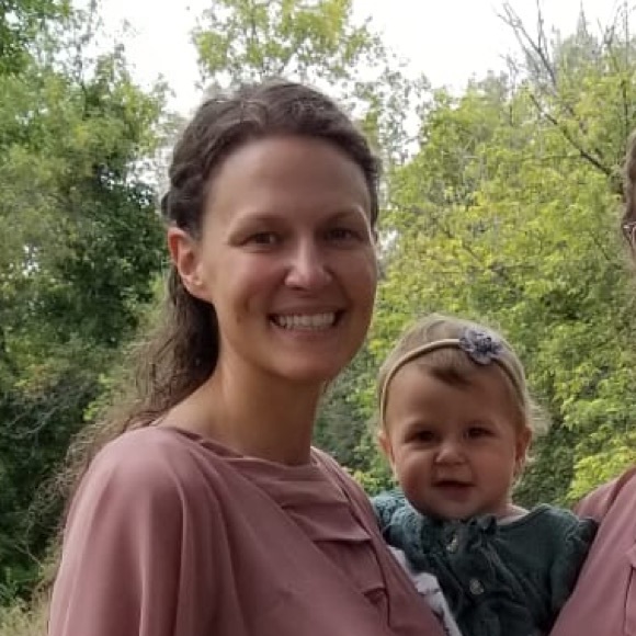 Meet your Posher, Amy - Picture 7 of 8